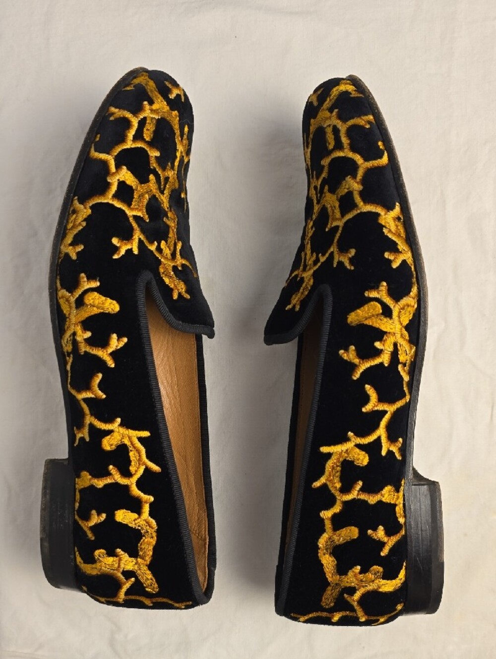 Stubbs & Wootton Size 9 Black Velvet Gold Coral Embroidered Loafers Sz 9 - Picture 6 of 6